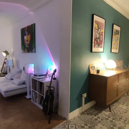 Spacieux 4 Pièces De Type Bourgeois Art-déco Appartement